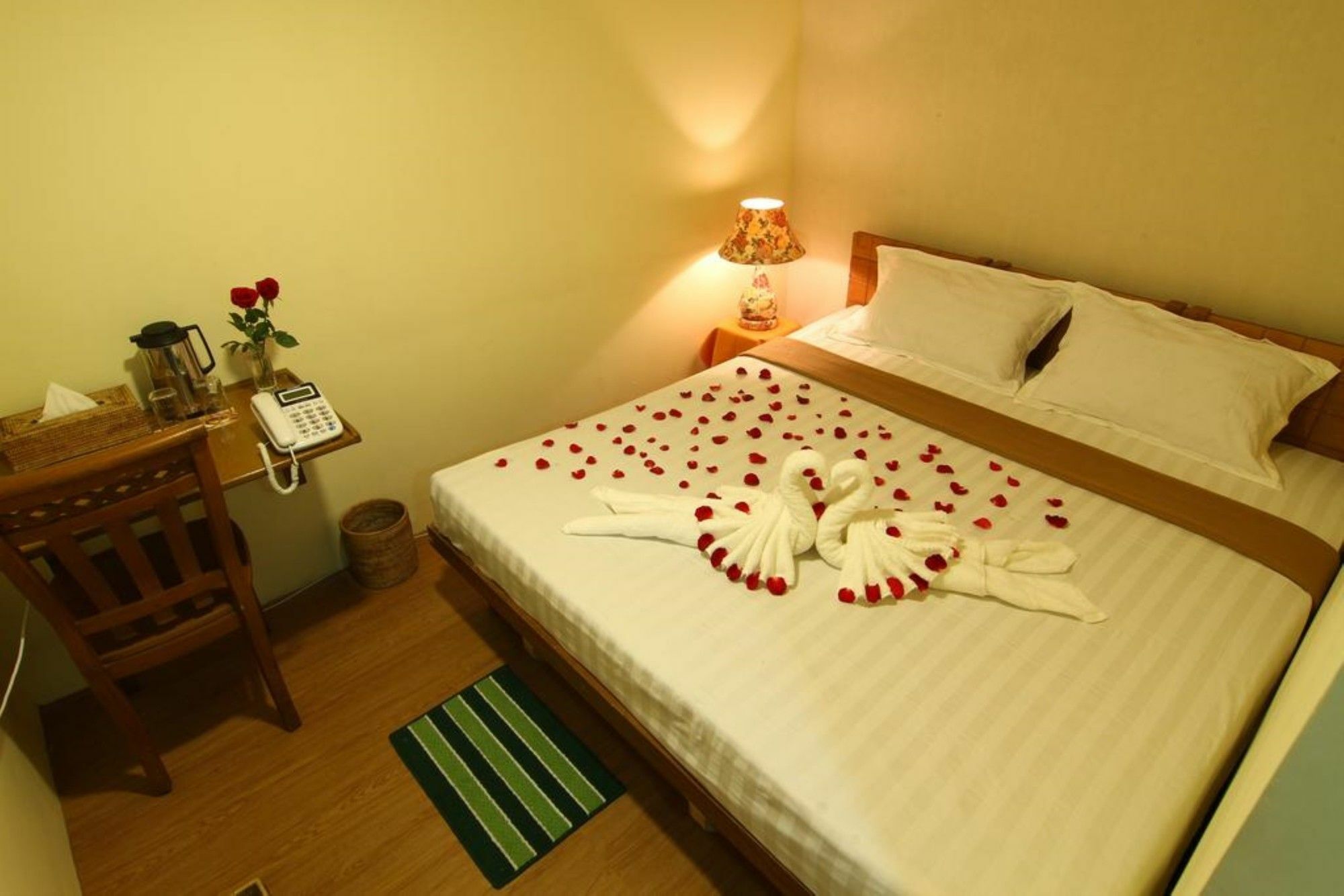 Shwe Htee Guest House Yangon Exterior foto